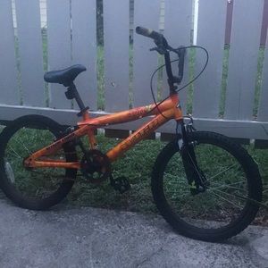 Orange bike for ages 12-17 works perfect